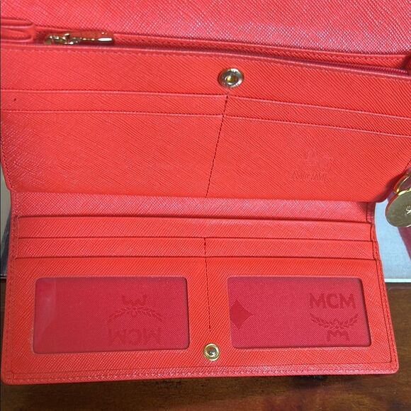 MCM orange Leather Wallet with Gold Hardware EUC - Picture 8 of 16